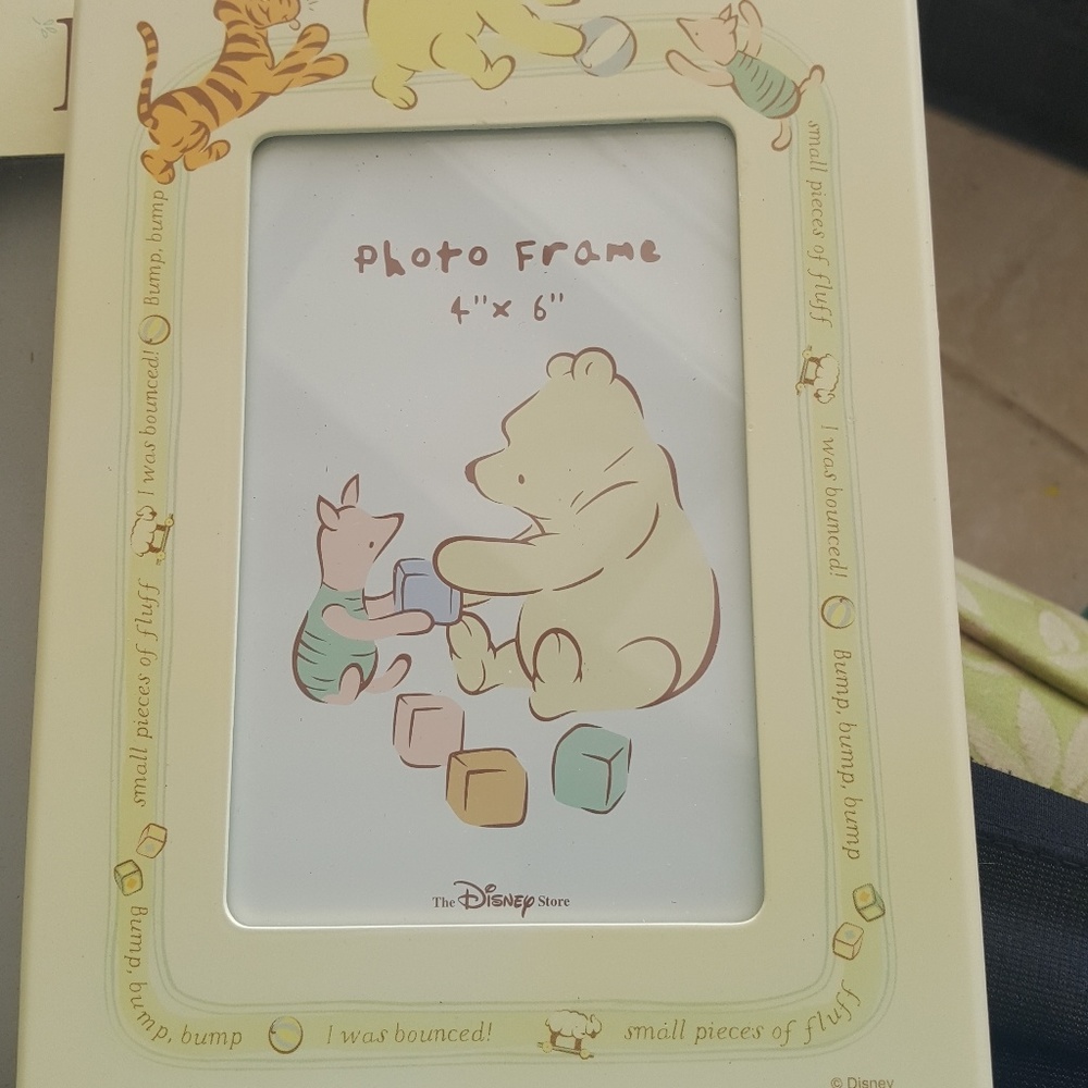 "Winnie the pooh " Disney 4x6 Photo frame